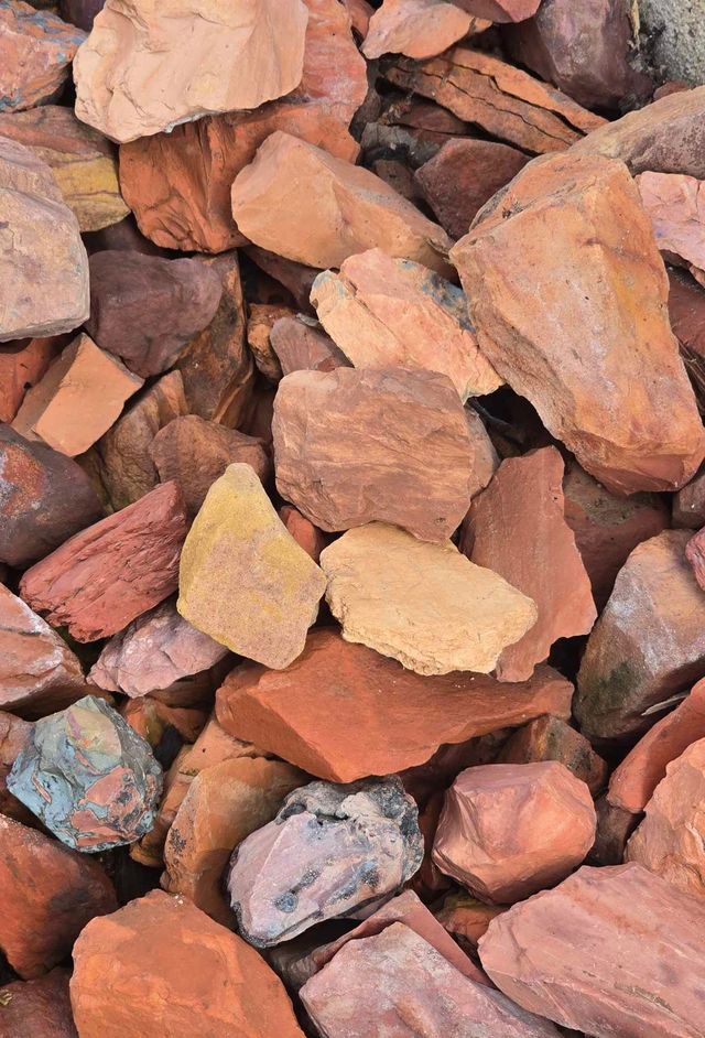 Landscape Decorative Stone | Westland, MI | Merlino's Bushel